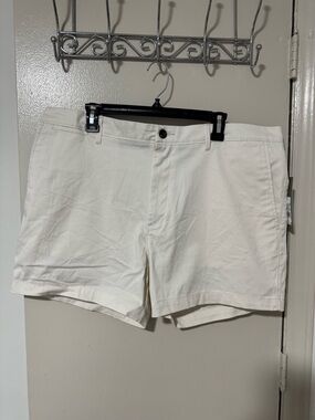 Goodfellow & Co Cream The Every Wear Men's Shorts